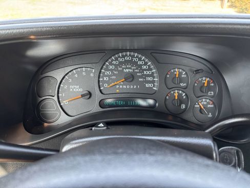 Used 2006 Chevrolet Silverado 1500 W/T RWD image 10