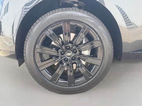 Certified 2023 Land Rover Range Rover SE AWD/4WD image 6