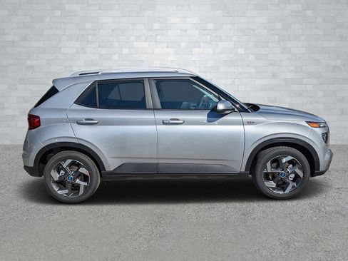 New 2026 Hyundai Venue SEL image 4