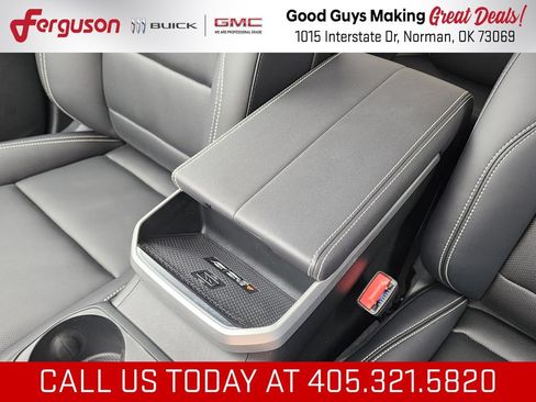 New 2026 GMC Terrain Elevation w/ Elevation Premium Package FWD image 32