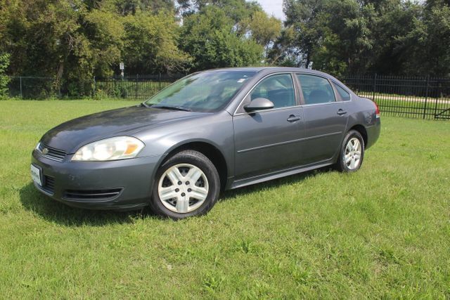 Used 2010 Chevrolet Impala LS FWD image 1