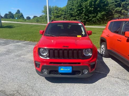 Used 2019 Jeep Renegade Altitude w/ Quick Order Package 2XM FWD image 2