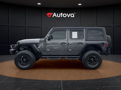 Used 2020 Jeep Wrangler Unlimited Sport AWD/4WD image 2