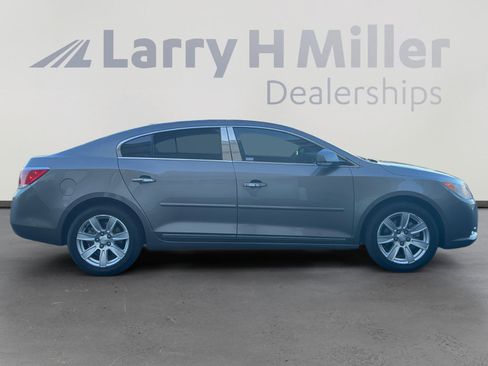 Used 2012 Buick LaCrosse Premium w/ Entertainment Package FWD image 6