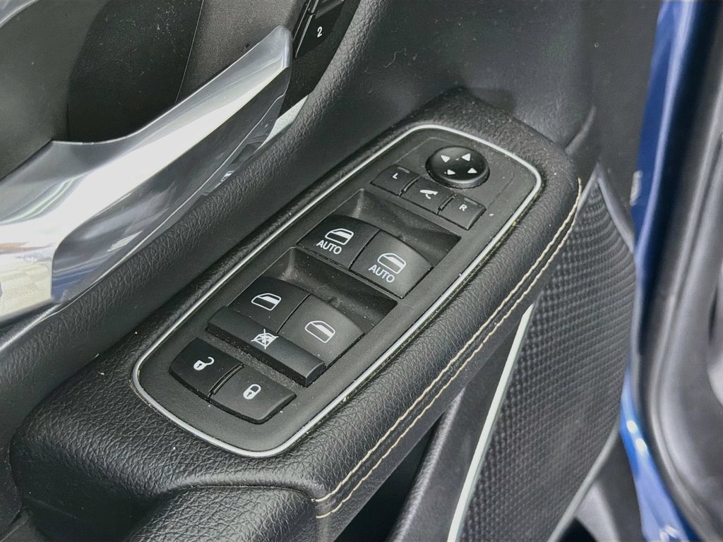Used 2021 RAM 1500 Laramie w/ Laramie Southwest Edition RWD image 23