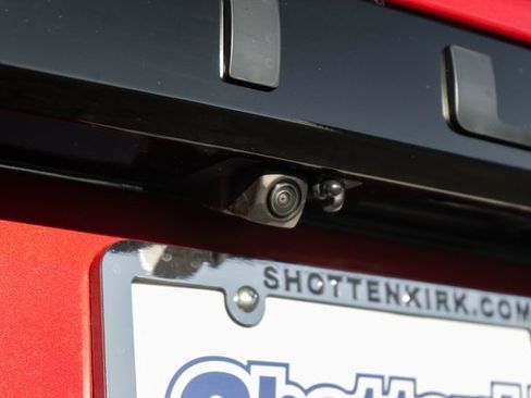 New 2025 Honda Pilot EX-L image 8