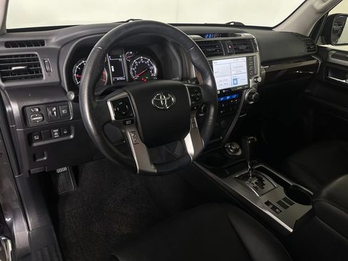 Used 2023 Toyota 4Runner Limited AWD/4WD image 11