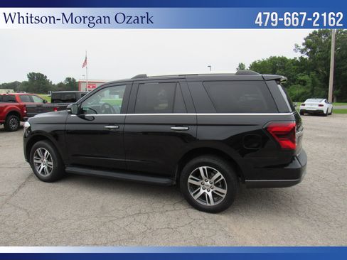 Used 2024 Ford Expedition Limited RWD image 10