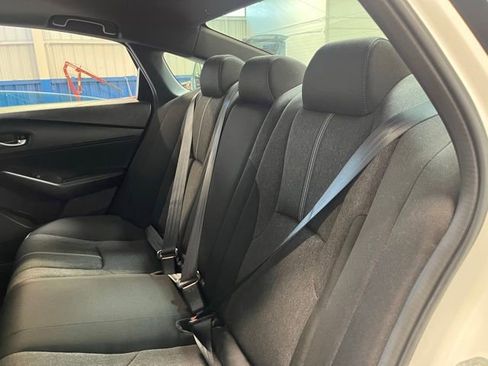 Used 2025 Honda Accord Sport image 18