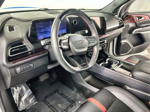 Certified 2024 Chevrolet Traverse RS AWD/4WD image 11