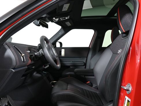 Used 2026 MINI Cooper Countryman S w/ Comfort Package Max image 3