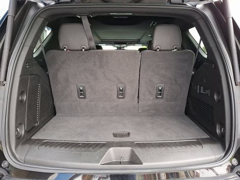 Used 2023 Chevrolet Tahoe LT w/ Luxury Package image 32