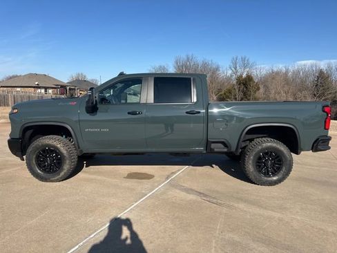 Certified 2026 Chevrolet Silverado 2500 ZR2 image 2