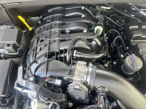 Used 2025 Dodge Durango GT w/ Blacktop Package AWD/4WD image 13