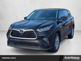 Used 2020 Toyota Highlander L video 1