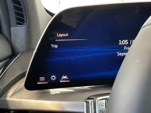 New 2026 Cadillac Vistiq Luxury AWD/4WD image 31