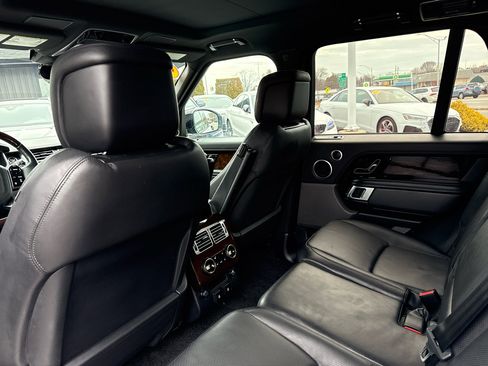 Used 2021 Land Rover Range Rover Westminster Edition image 30