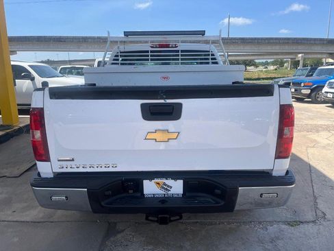 Used 2011 Chevrolet Silverado 1500 W/T RWD image 5
