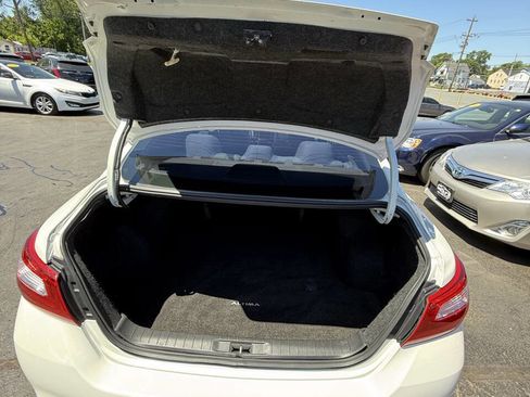Used 2016 Nissan Altima 2.5 S w/ Power Driver Seat Package FWD image 15