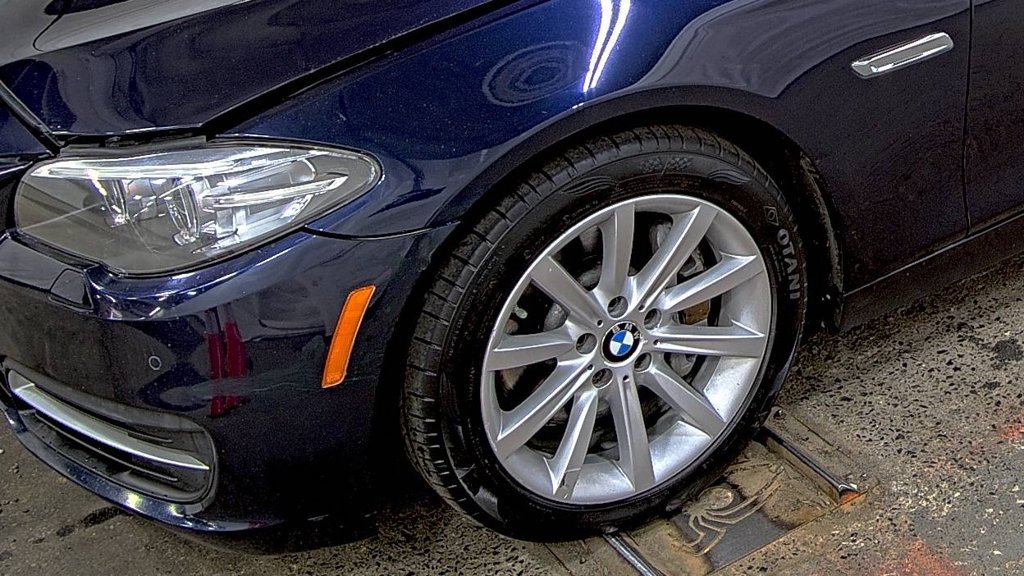Used 2014 BMW 535i xDrive Sedan AWD/4WD image 10