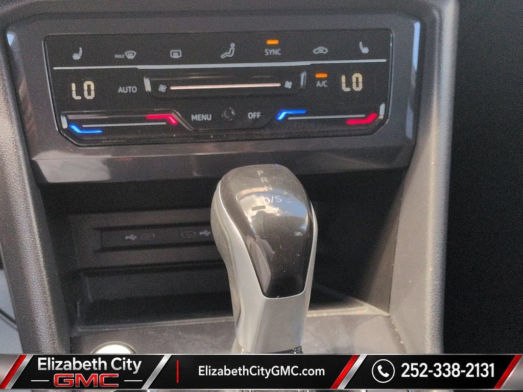 Used 2023 Volkswagen Tiguan SE FWD image 15