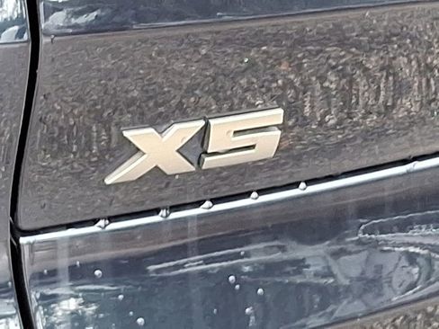 Used 2023 BMW X5 M50i w/ Climate Comfort Package image 33