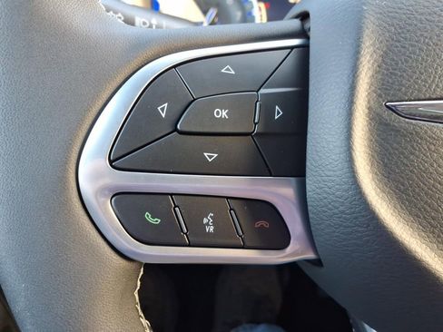 New 2026 Chrysler Voyager LX image 17