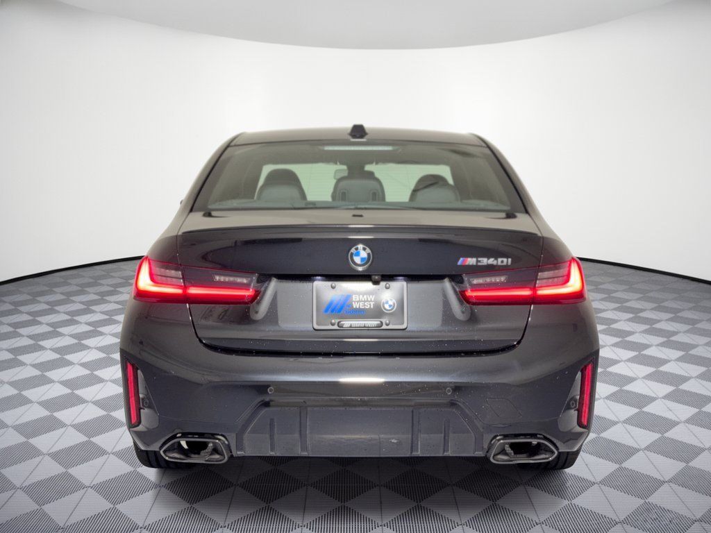 Used 2025 BMW M340i Sedan RWD image 11