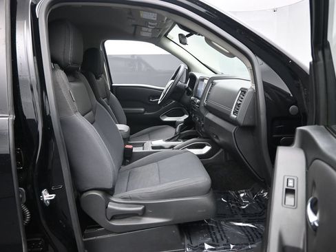 Used 2023 Nissan Frontier SV AWD/4WD image 27