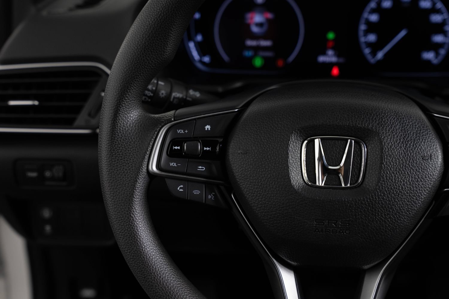 Used 2018 Honda Accord EX image 29