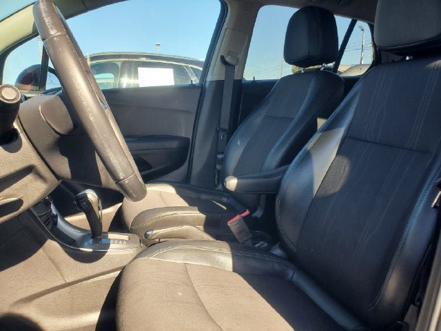 Used 2016 Chevrolet Trax LT w/ LT Convenience Package FWD image 5