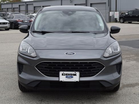 Used 2022 Ford Escape SE w/ SE Sport Appearance Package image 2