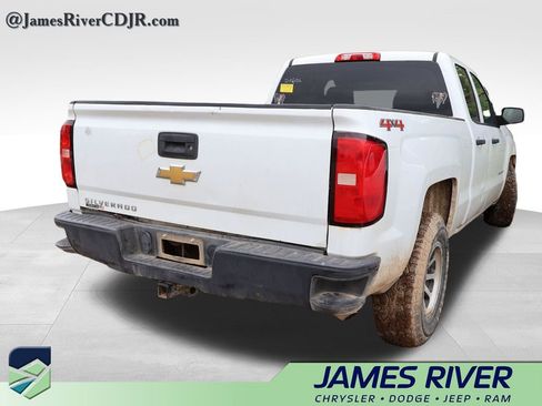 Used 2014 Chevrolet Silverado 1500 W/T w/ Trailering Package AWD/4WD image 16