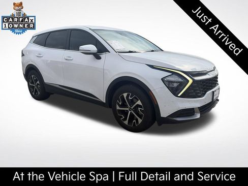 Certified 2023 Kia Sportage EX FWD image 3