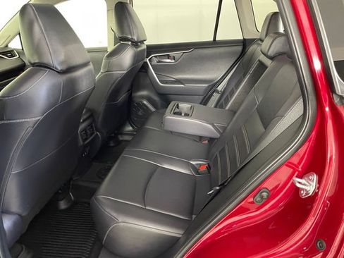 Used 2019 Toyota RAV4 Limited w/ Advanced Technology Package AWD/4WD image 19