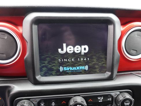 Used 2021 Jeep Wrangler Unlimited Rubicon w/ Dual Top Group AWD/4WD image 57