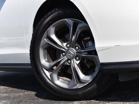 Used 2024 Honda Accord EX image 3