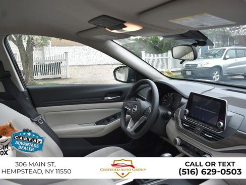 Used 2025 Nissan Altima 2.5 SV image 15