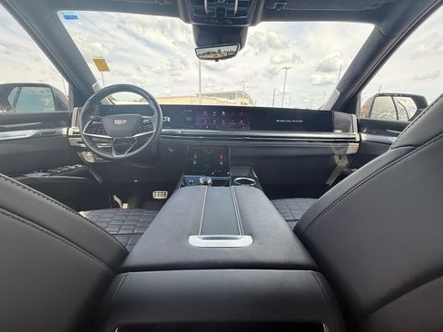 Certified 2025 Cadillac Escalade V AWD/4WD image 24