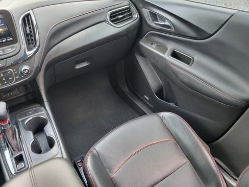 Used 2024 Chevrolet Equinox RS w/ RS Leather Package FWD image 17