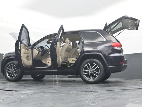 Used 2019 Jeep Grand Cherokee Limited RWD image 42