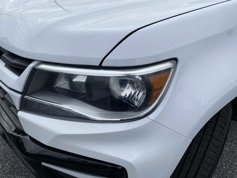 Used 2022 Chevrolet Colorado LT w/ Fleet Safety Package image 10