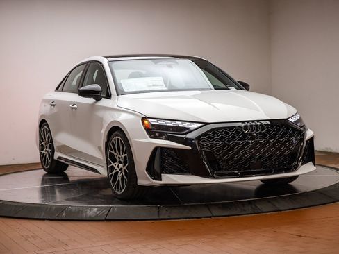 New 2026 Audi RS 3 image 3