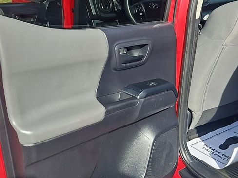 Used 2021 Toyota Tacoma SR image 18