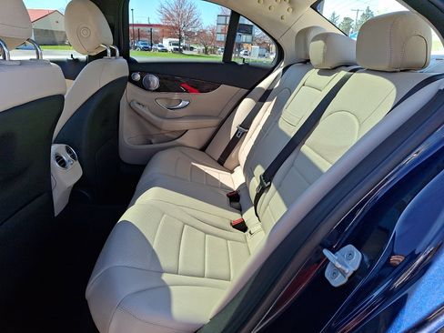 Used 2015 Mercedes-Benz C 300 4MATIC Sedan image 10