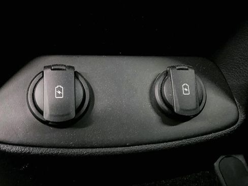 Used 2020 Hyundai Santa Fe SEL FWD image 35