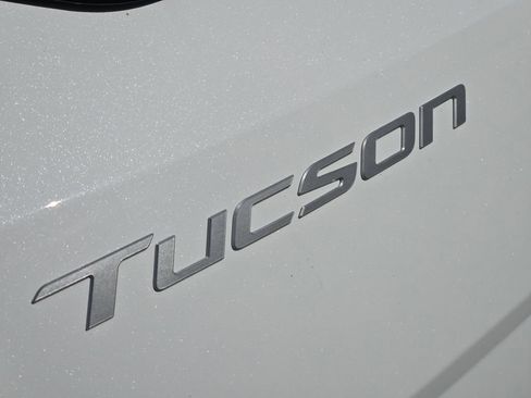 New 2026 Hyundai Tucson SEL FWD image 11