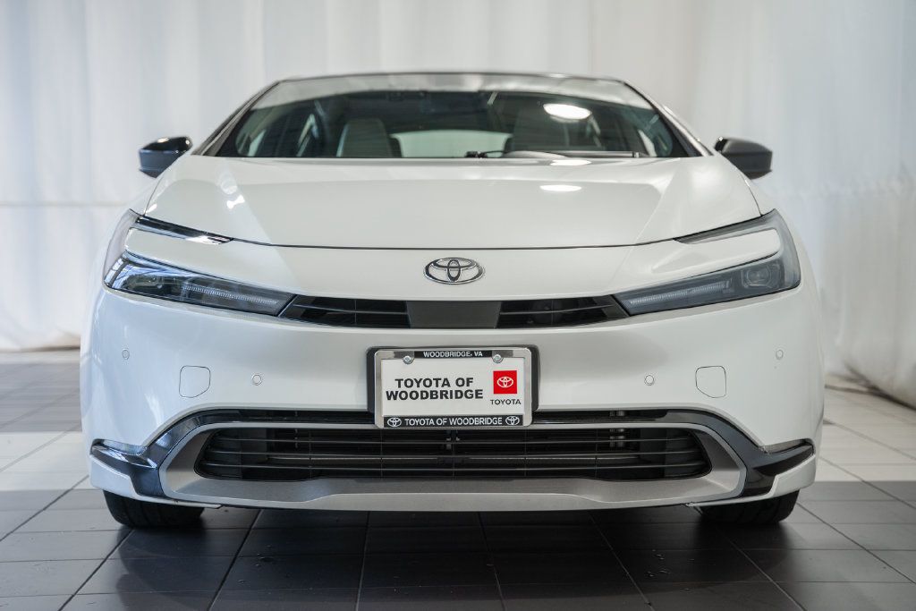 Used 2024 Toyota Prius Limited AWD/4WD image 2