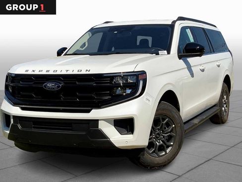 New 2025 Ford Expedition Max Active image 1