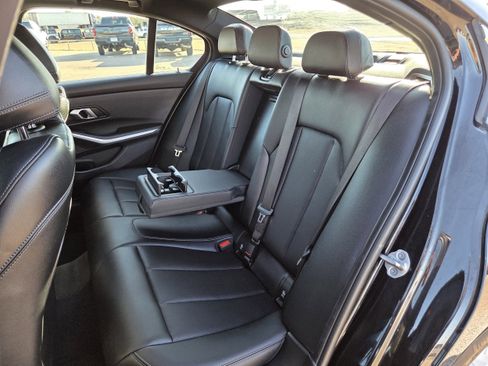 Used 2025 BMW 330i image 22